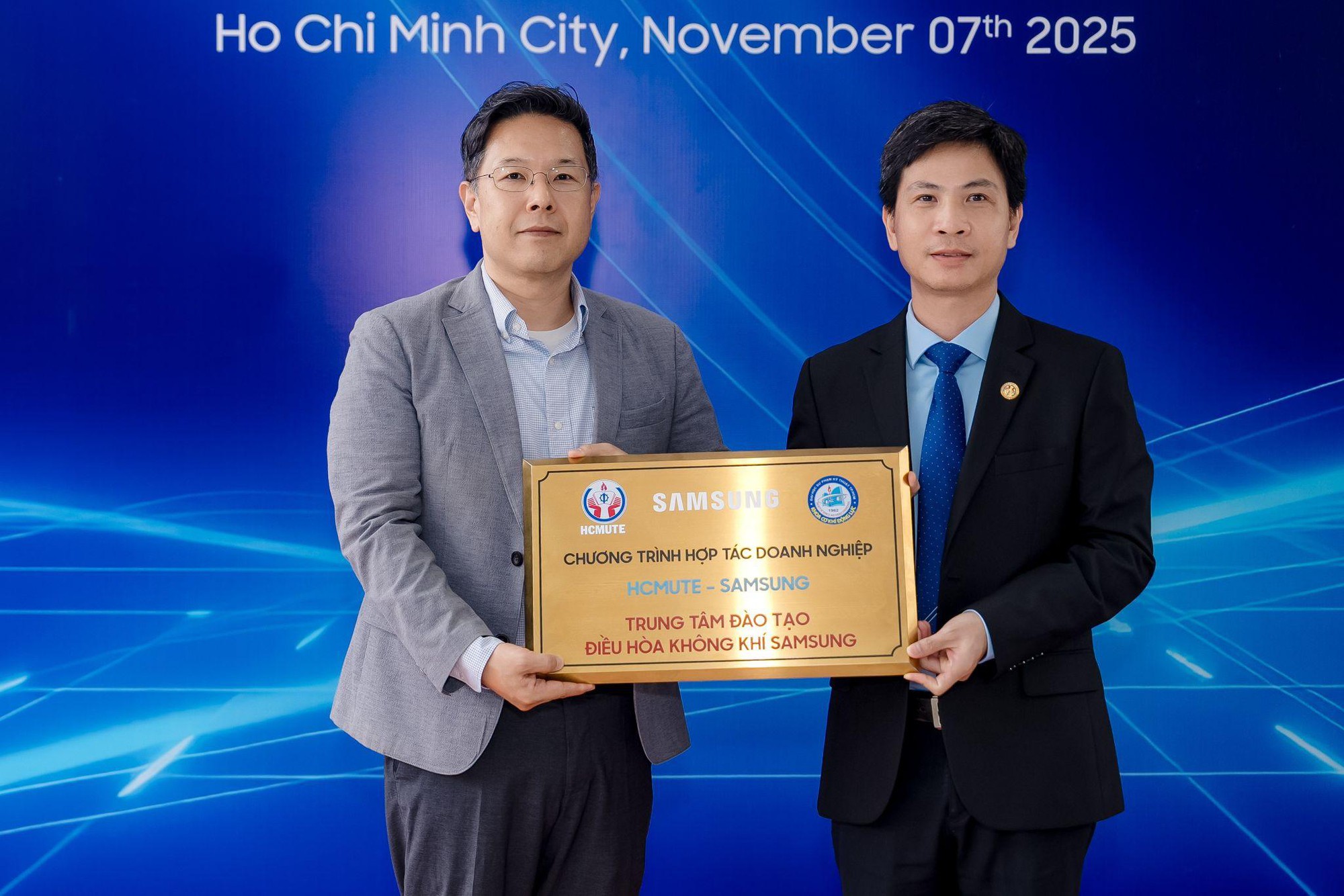 Samsung đầu tư Trung tâm Đào tạo Điều hòa Không khí hiện đại tại HCMUTE - Ảnh 2. Samsung đầu tư Trung tâm Đào tạo Điều hòa Không khí hiện đại tại HCMUTE - Ảnh 2.