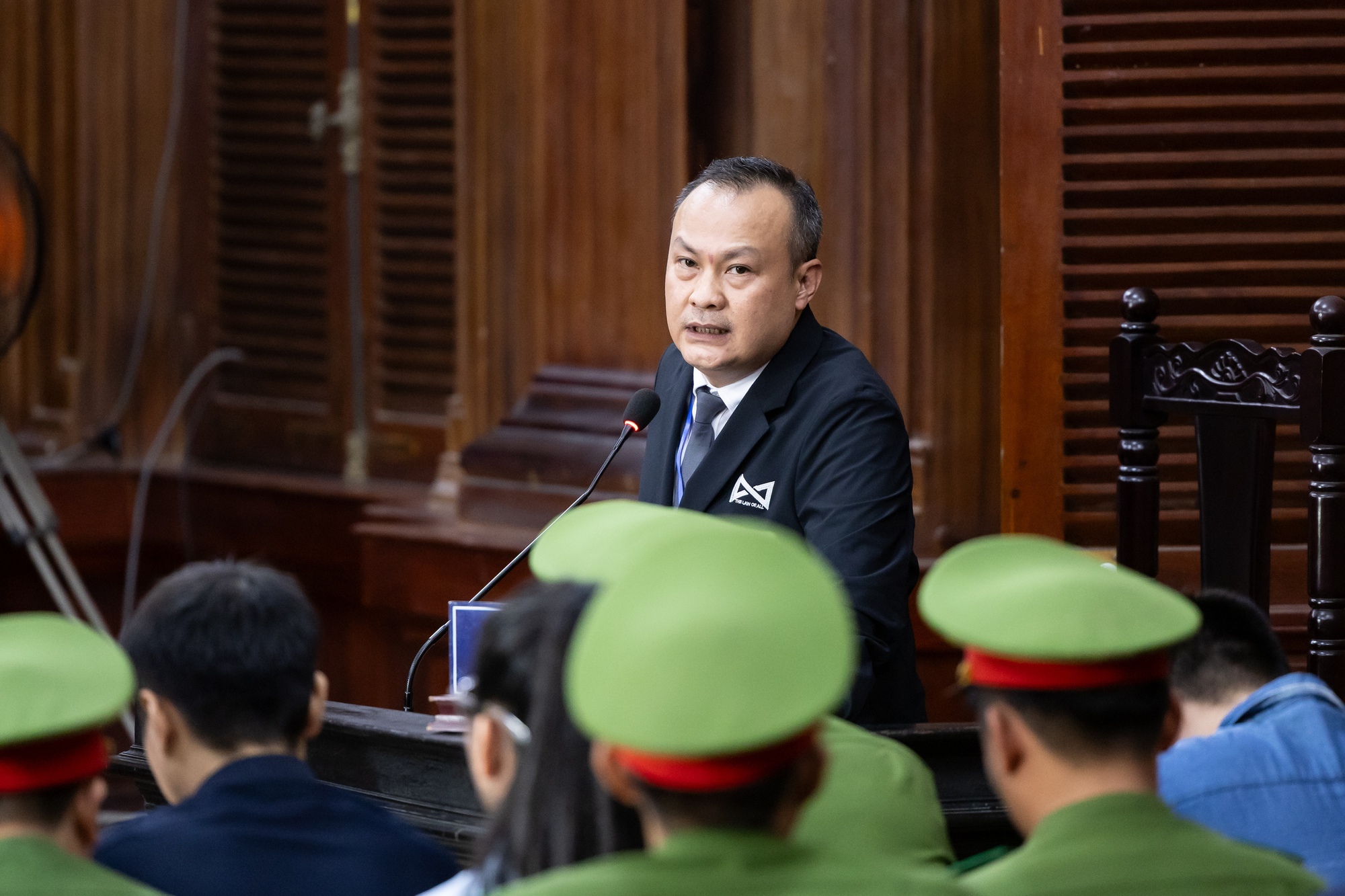 Luật sư đề nghị cho Thùy Tiên được cải tạo không giam giữ- Ảnh 1. Luật sư đề nghị cho Thùy Tiên được cải tạo không giam giữ- Ảnh 1.