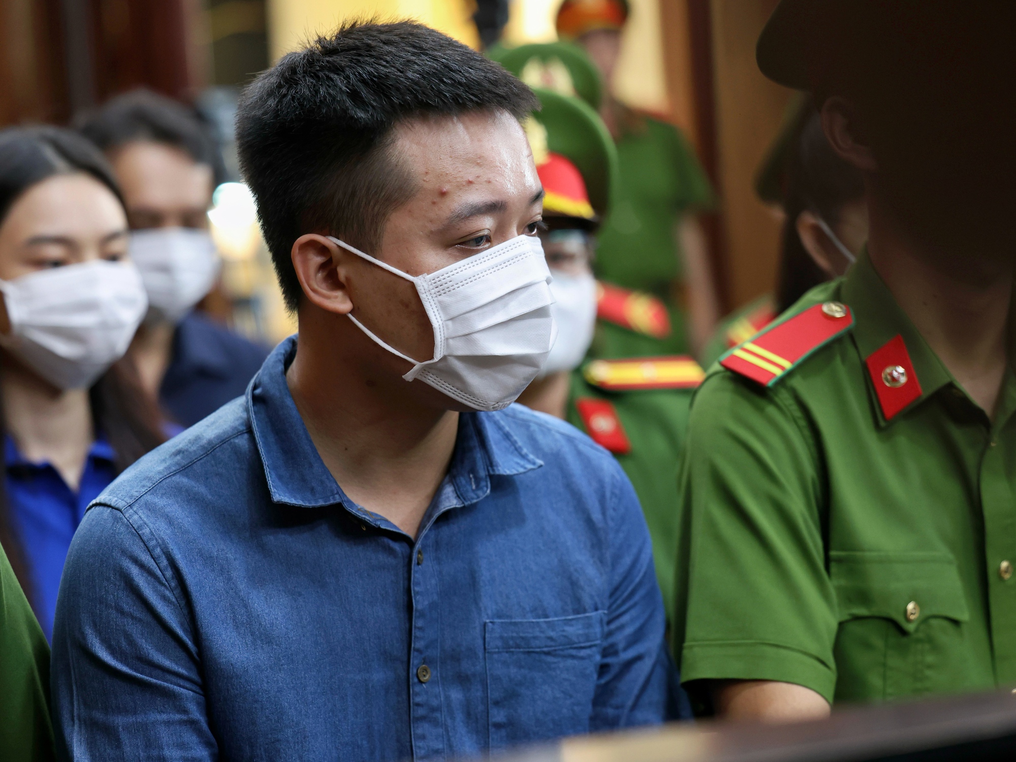 Nguyễn Thúc Thùy Tiên đồng ý bào chữa tại tòa án TP HCM - Ảnh 2. Nguyễn Thúc Thùy Tiên đồng ý bào chữa tại tòa án TP HCM - Ảnh 2.