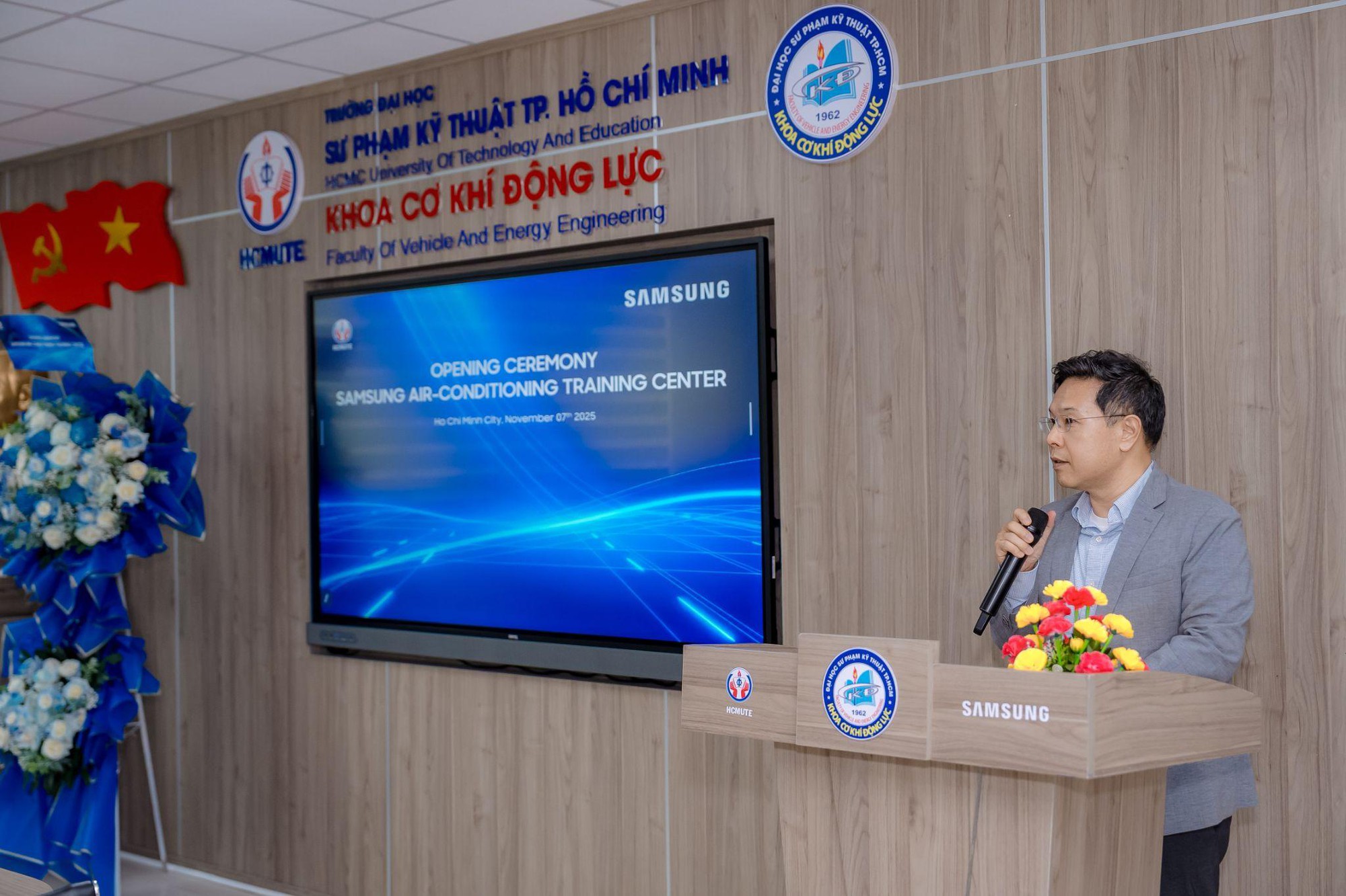 Samsung đầu tư Trung tâm Đào tạo Điều hòa Không khí hiện đại tại HCMUTE - Ảnh 3. Samsung đầu tư Trung tâm Đào tạo Điều hòa Không khí hiện đại tại HCMUTE - Ảnh 3.