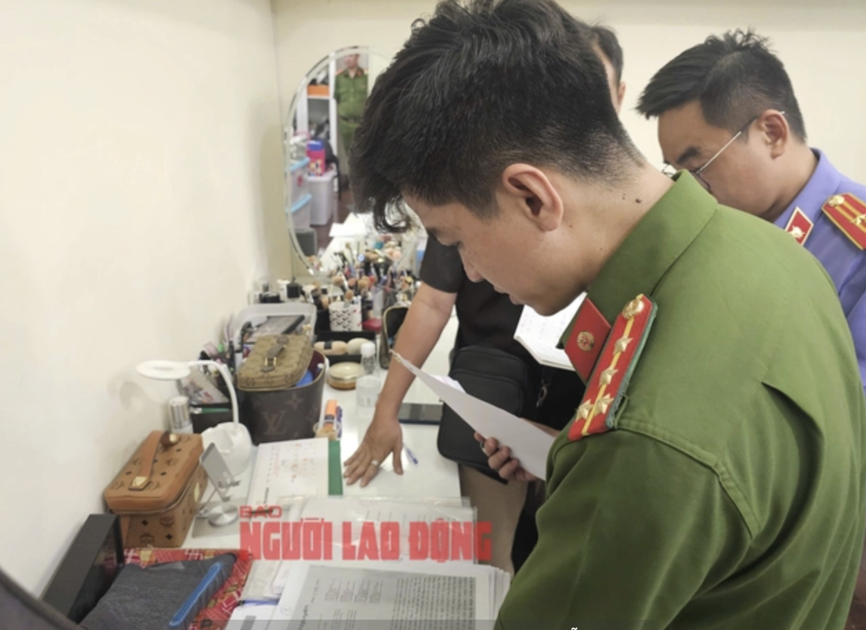 Giá vàng lên đỉnh, vụ án Trương Ngọc Ánh giải quyết ra sao? - Ảnh 2.