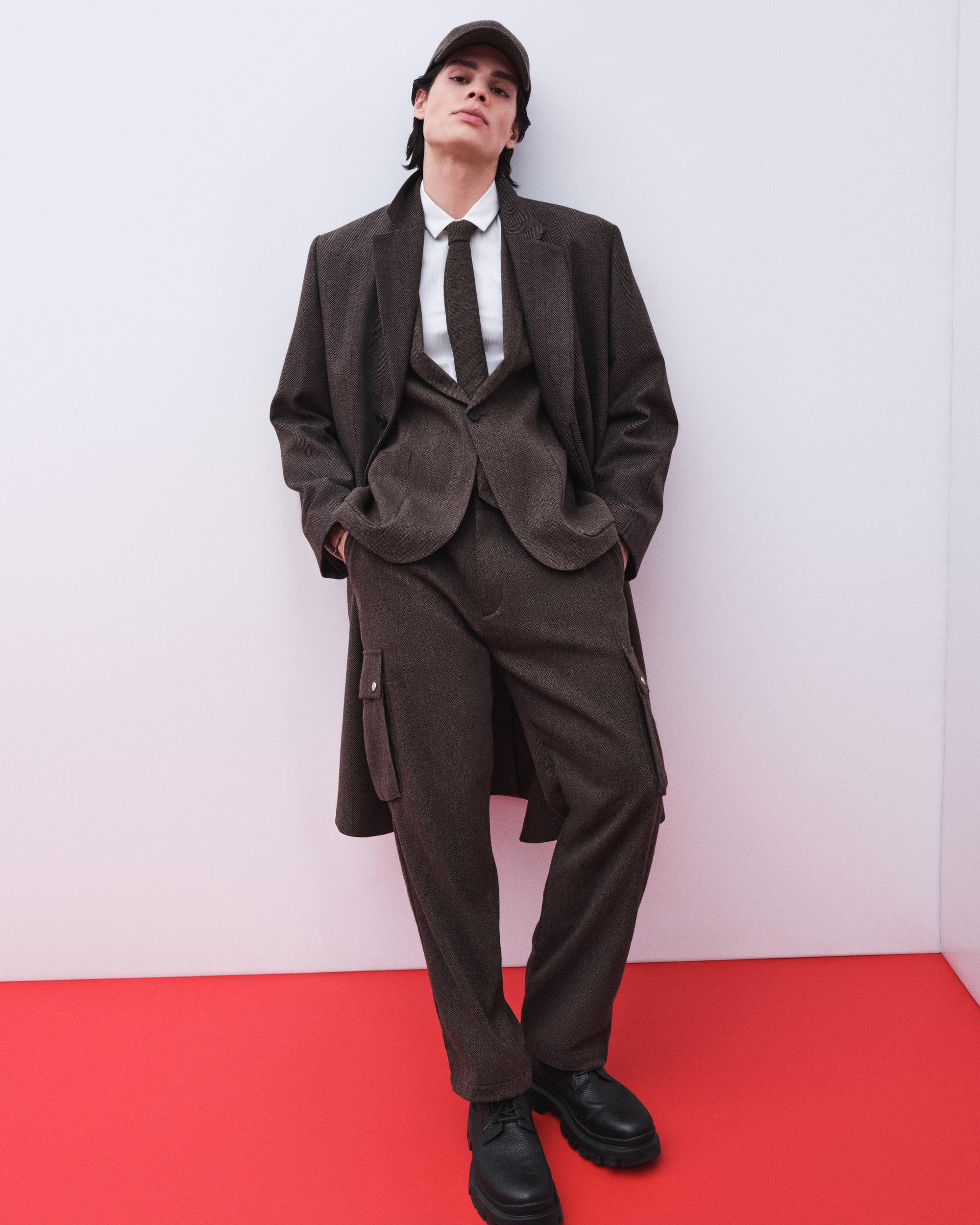 HUGO kể chuyện bằng chất liệu: Mùa đông của kết cấu và tiết chế- Ảnh 4.