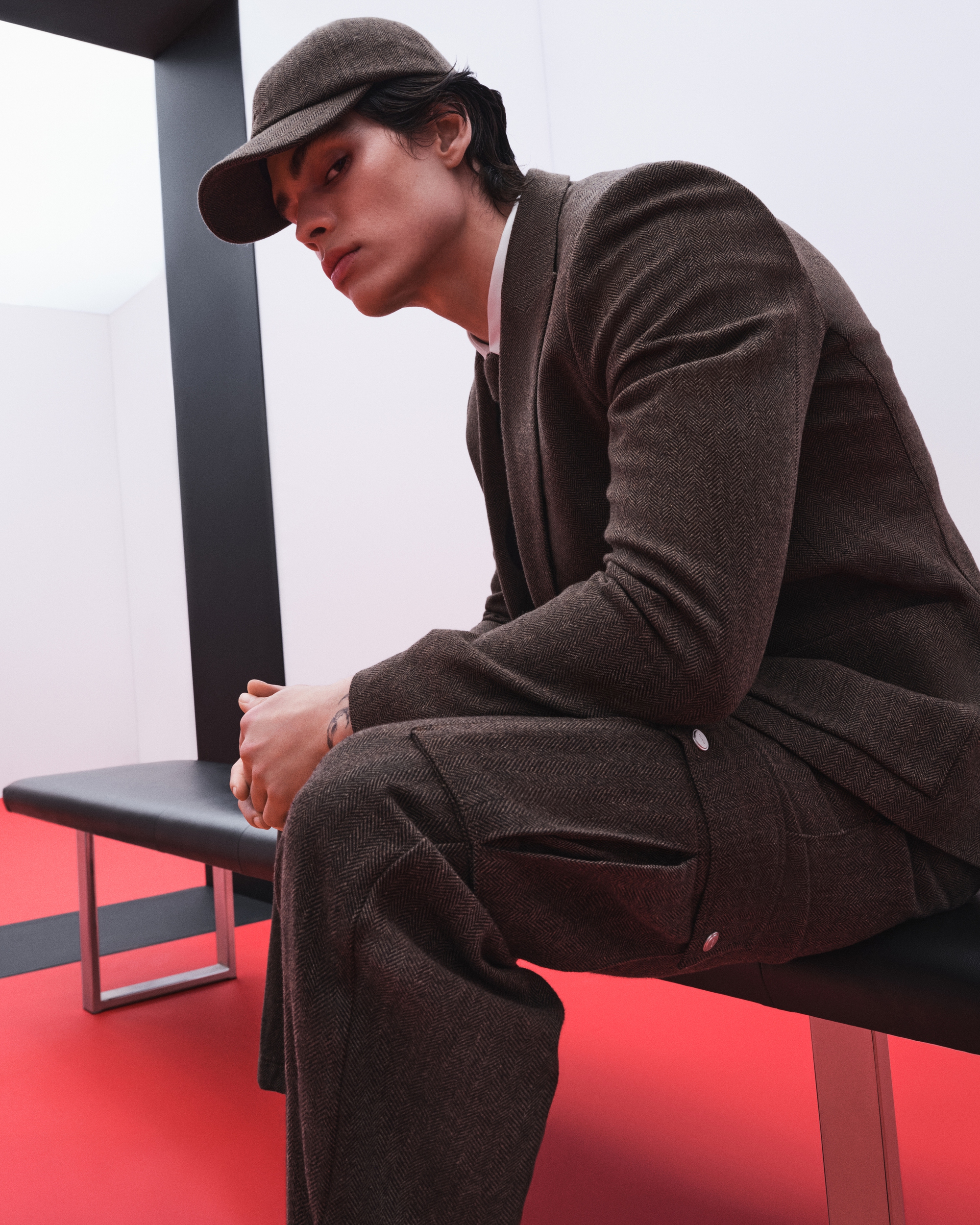 HUGO kể chuyện bằng chất liệu: Mùa đông của kết cấu và tiết chế- Ảnh 5.