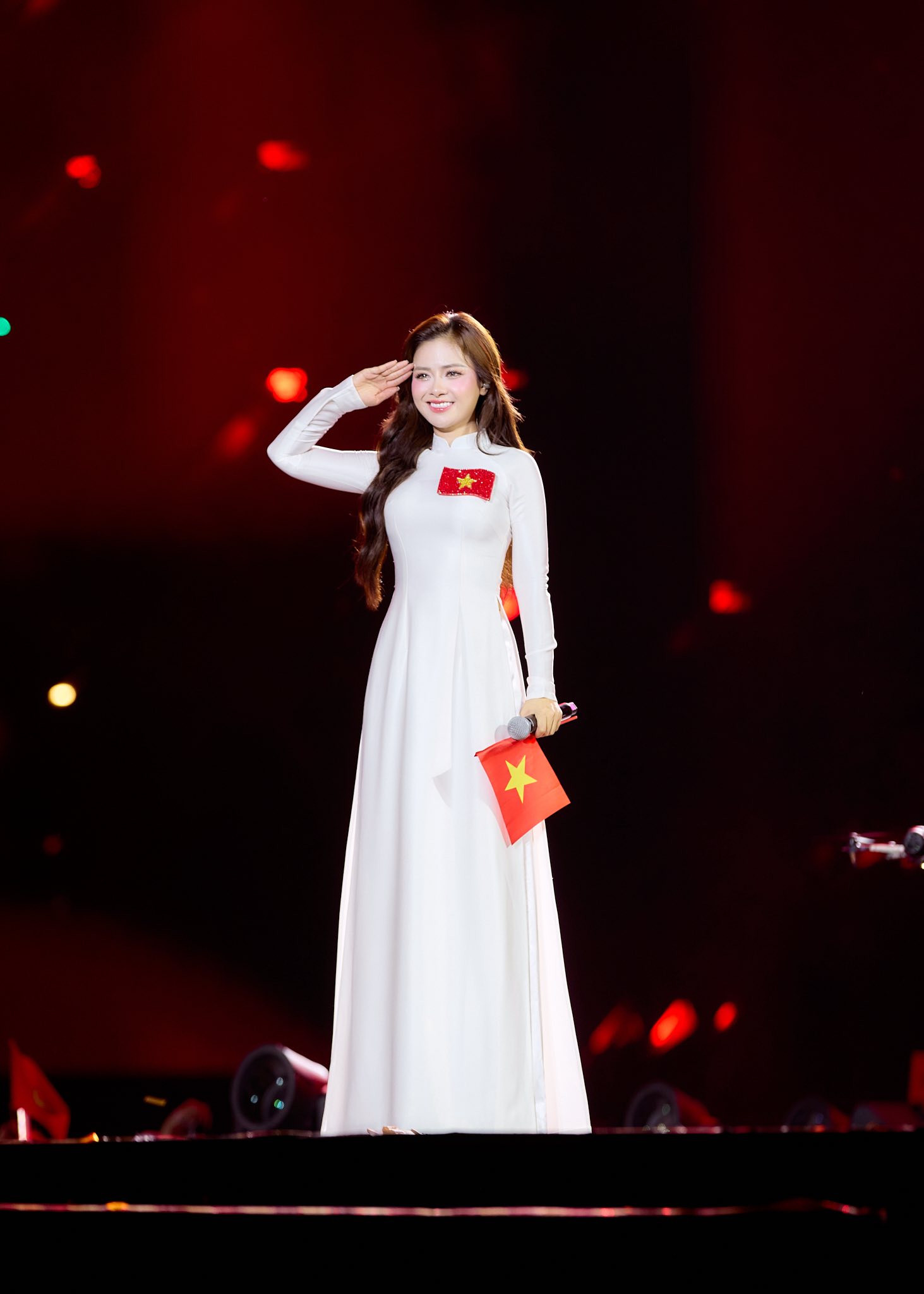 Giảng viên thanh nhạc đắt show nhất Việt Nam- Ảnh 4. Giảng viên thanh nhạc đắt show nhất Việt Nam- Ảnh 4.