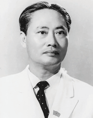 GS Tôn Thất Tùng: Người thầy thuốc làm rạng danh y học Việt Nam với phương pháp cắt gan 6 phút chấn động thế giới- Ảnh 2. GS Tôn Thất Tùng: Người thầy thuốc làm rạng danh y học Việt Nam với phương pháp cắt gan 6 phút chấn động thế giới- Ảnh 2.