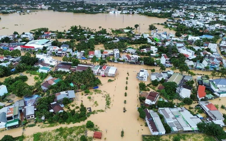 Mưa lũ miền Trung gây thiệt hại hơn 3 . 000 Tỉ đồng và 52 người chết - Ảnh 1. Mưa lũ miền Trung gây thiệt hại hơn 3 . 000 Tỉ đồng và 52 người chết - Ảnh 1.
