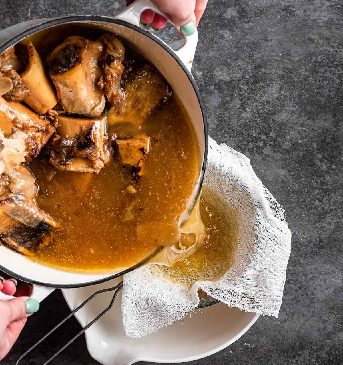 Đã đến lúc tự cứu lấy tim bằng cách NGỪNG ĂN 5 món này vào buổi tối dù "mê như điếu đổ" - Ảnh 3.