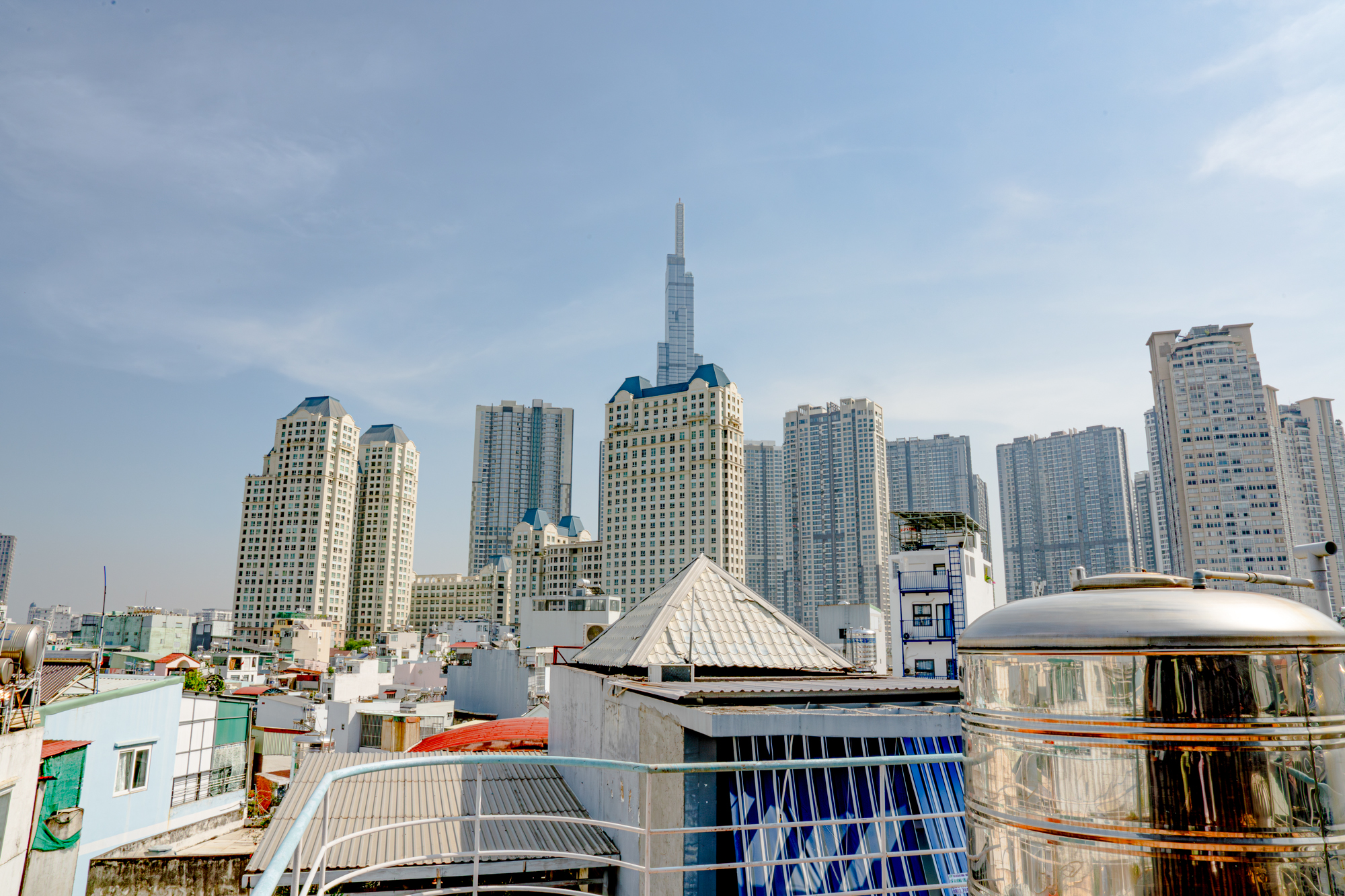 Toà tháp biểu tượng khiến cho căn nhà nào nhìn thấy nó cũng đều tăng giá - Ảnh 4. Toà tháp biểu tượng khiến cho căn nhà nào nhìn thấy nó cũng đều tăng giá - Ảnh 4.