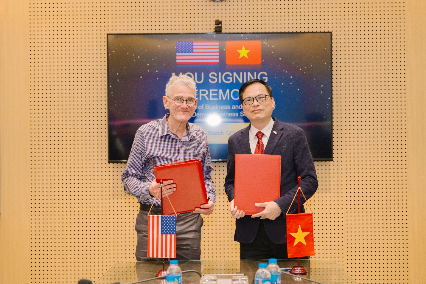 Colorado Denver MBA: Đào tạo tư duy quản trị số, nhận bằng MBA Hoa Kỳ ngay tại Việt Nam - Ảnh 1. Colorado Denver MBA: Đào tạo tư duy quản trị số, nhận bằng MBA Hoa Kỳ ngay tại Việt Nam - Ảnh 1.