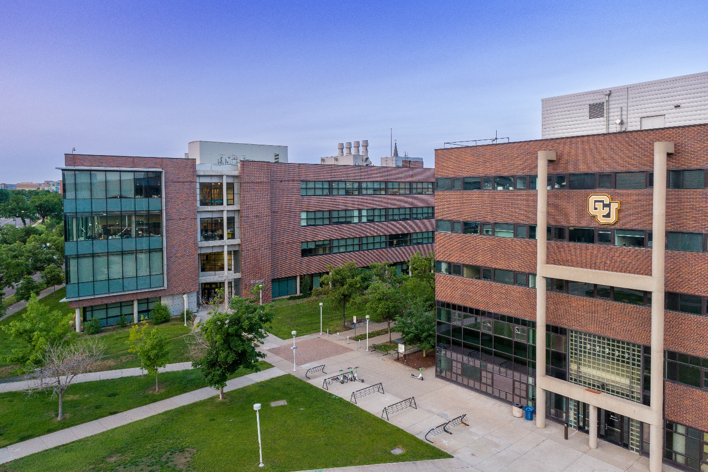 Colorado Denver MBA: Đào tạo tư duy quản trị số, nhận bằng MBA Hoa Kỳ ngay tại Việt Nam - Ảnh 2. Colorado Denver MBA: Đào tạo tư duy quản trị số, nhận bằng MBA Hoa Kỳ ngay tại Việt Nam - Ảnh 2.