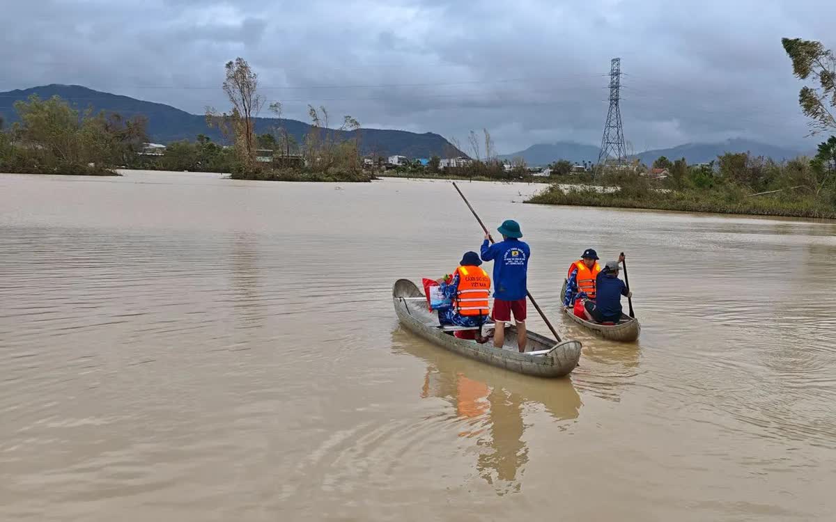 85 người chết, mất tích do mưa lũ lịch sử ở miền Trung- Ảnh 1.