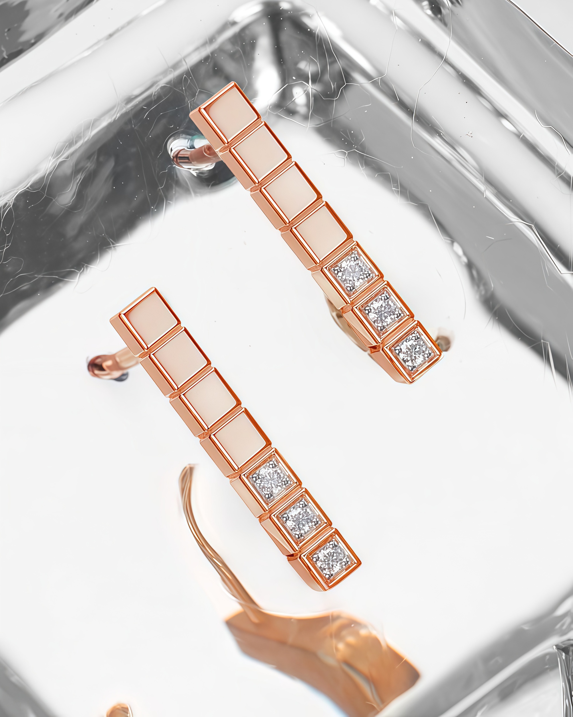 Giải mã Ice Cube - ngôn ngữ xa xỉ thế hệ mới: Tính hình học, sự phi giới tính và cú dịch chuyển từ fashion jewelry sang fine jewelry- Ảnh 1.