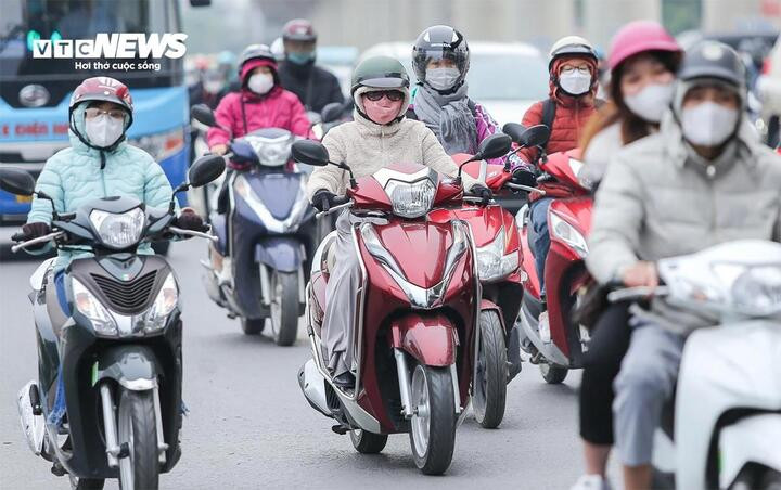 Miền Bắc sắp đón thêm đợt không khí lạnh, miền Trung mưa lớn diện rộng- Ảnh 1.