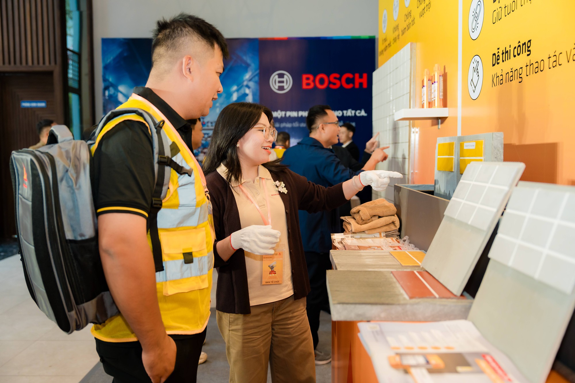 SIKA nâng cao tay nghề thợ Việt bằng kiến thức, kỹ năng và vật liệu chuẩn - Ảnh 3. SIKA nâng cao tay nghề thợ Việt bằng kiến thức, kỹ năng và vật liệu chuẩn - Ảnh 4.