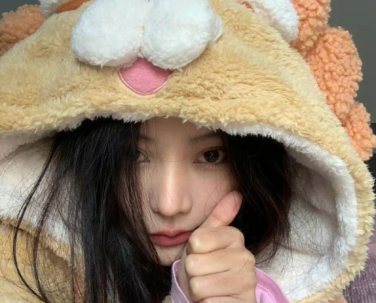 Những người chăm đội mũ vào mùa lạnh cơ thể sẽ trải qua 3 thay đổi đáng kinh ngạc, nghe xong tôi "tiếc hùi hụi" - Ảnh 2.