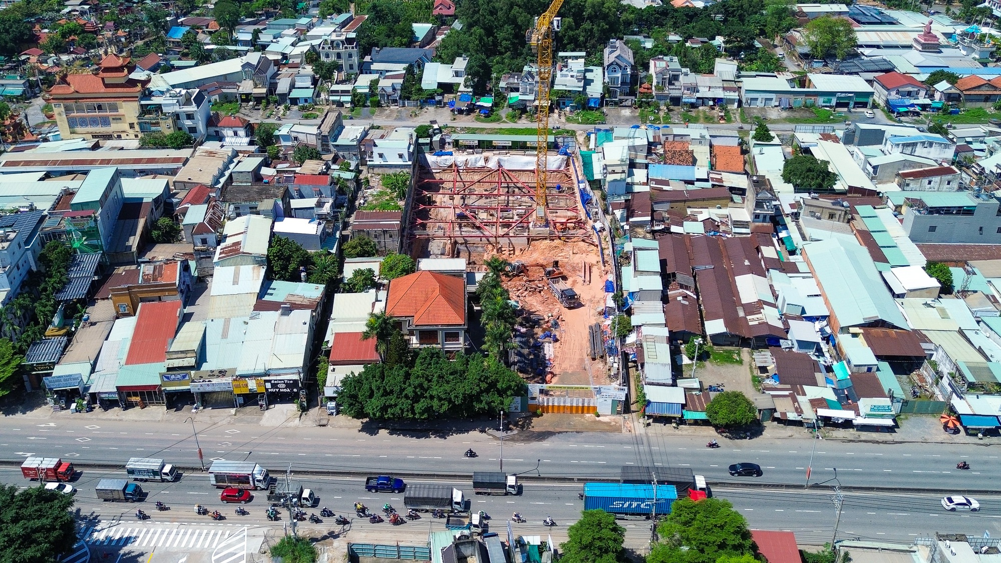 Khu vực bất động sản cực sôi động sau sáp nhập: Giá bằng một nửa, nguồn cung vượt xa TP.HCM cũ - Ảnh 5.