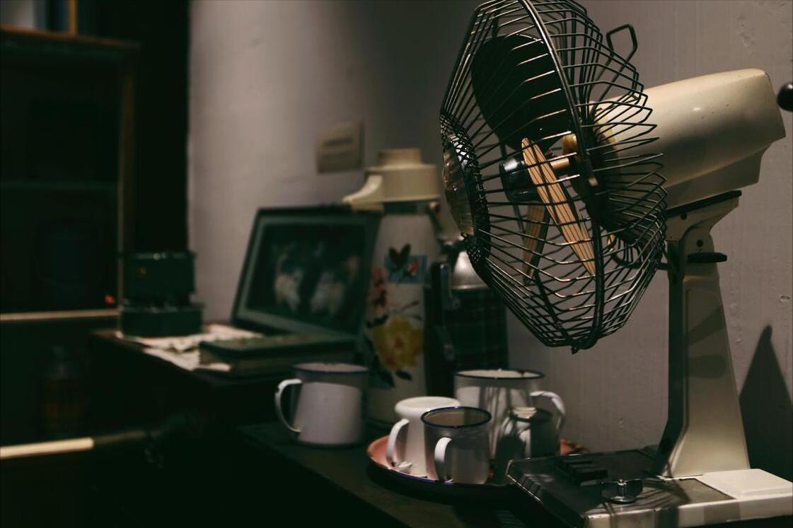 Tiết kiệm kiểu này chỉ thêm tốn kém: Những thói quen “giữ của” của bố mẹ khiến tôi vừa bực mình vừa bất lực- Ảnh 3. Tiết kiệm kiểu này chỉ thêm tốn kém: Những thói quen “giữ của” của bố mẹ khiến tôi vừa bực mình vừa bất lực- Ảnh 3.