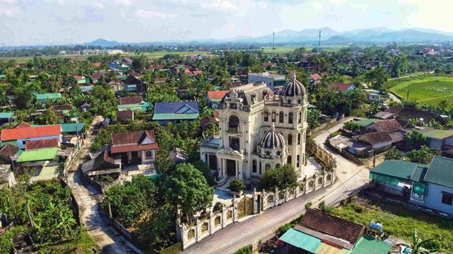 Cơ ngơi Mailisa báo hiếu mẹ già- Ảnh 2. Cơ ngơi Mailisa báo hiếu mẹ già- Ảnh 2.