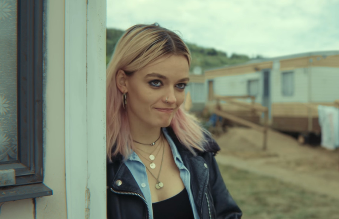 Xem phim Sex Education, tôi đã kịp thời cứu con gái mình khỏi cảnh lạc lối, thật không gì may mắn hơn- Ảnh 1. Xem phim Sex Education, tôi đã kịp thời cứu con gái mình khỏi cảnh lạc lối, thật không gì may mắn hơn- Ảnh 1.