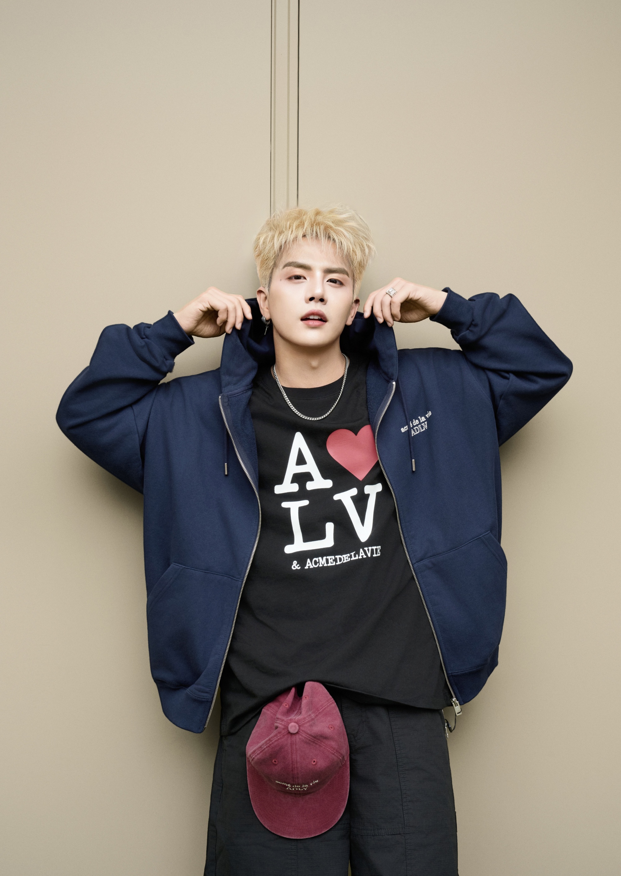 Từ đường phố Hàn đến Việt Nam: nhân vật gấu đáng yêu đang chiếm sóng mạng xã hội- Ảnh 7.