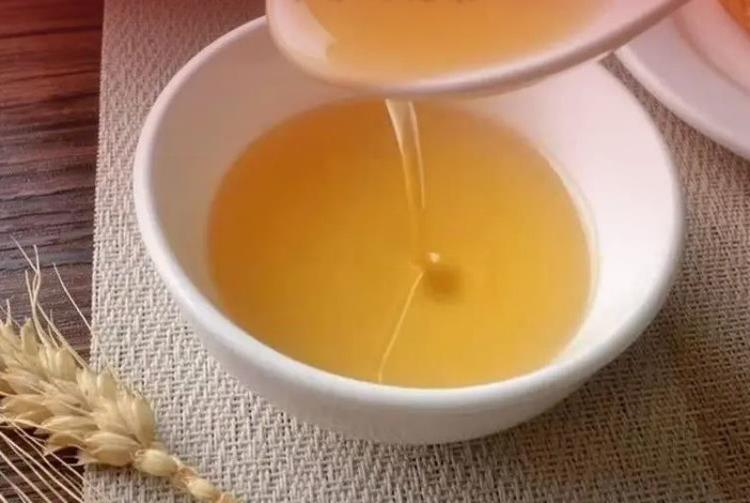 4 loại dầu ăn nhiều "phá gan", thơm ngon mấy cũng hạn chế- Ảnh 3. 4 loại dầu ăn nhiều "phá gan", thơm ngon mấy cũng hạn chế- Ảnh 3.