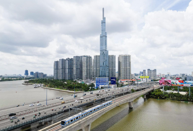 Chiều mai (26/11), Vinspeed, THACO, Masterise Group, Sovico... sẽ họp với UBND TP.HCM về loạt tuyến đường sắt đô thị quan trọng - Ảnh 1.