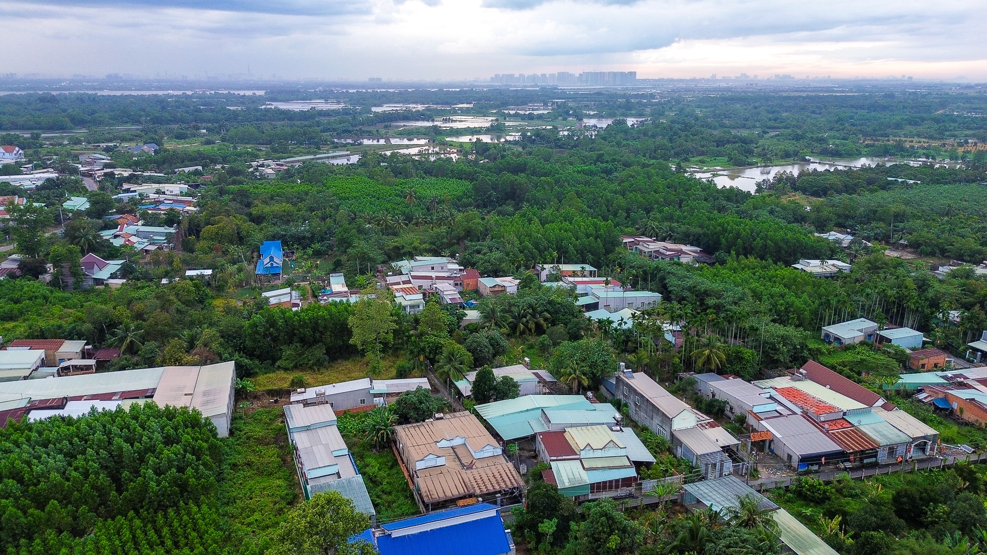 Toàn cảnh khu vực sẽ xây cầu hơn 11.000 tỷ đồng, nằm cạnh khúc sông mỗi km ‘cõng’ một tỷ usd bất động sản ở TP.HCM - Ảnh 12.