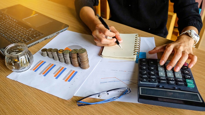 9 dấu hiệu cảnh báo tài chính của bạn chưa sẵn sàng để nghỉ hưu - ai mắc 3 dấu hiệu cũng nên hoãn ngay- Ảnh 2. 9 dấu hiệu cảnh báo tài chính của bạn chưa sẵn sàng để nghỉ hưu - ai mắc 3 dấu hiệu cũng nên hoãn ngay- Ảnh 2.