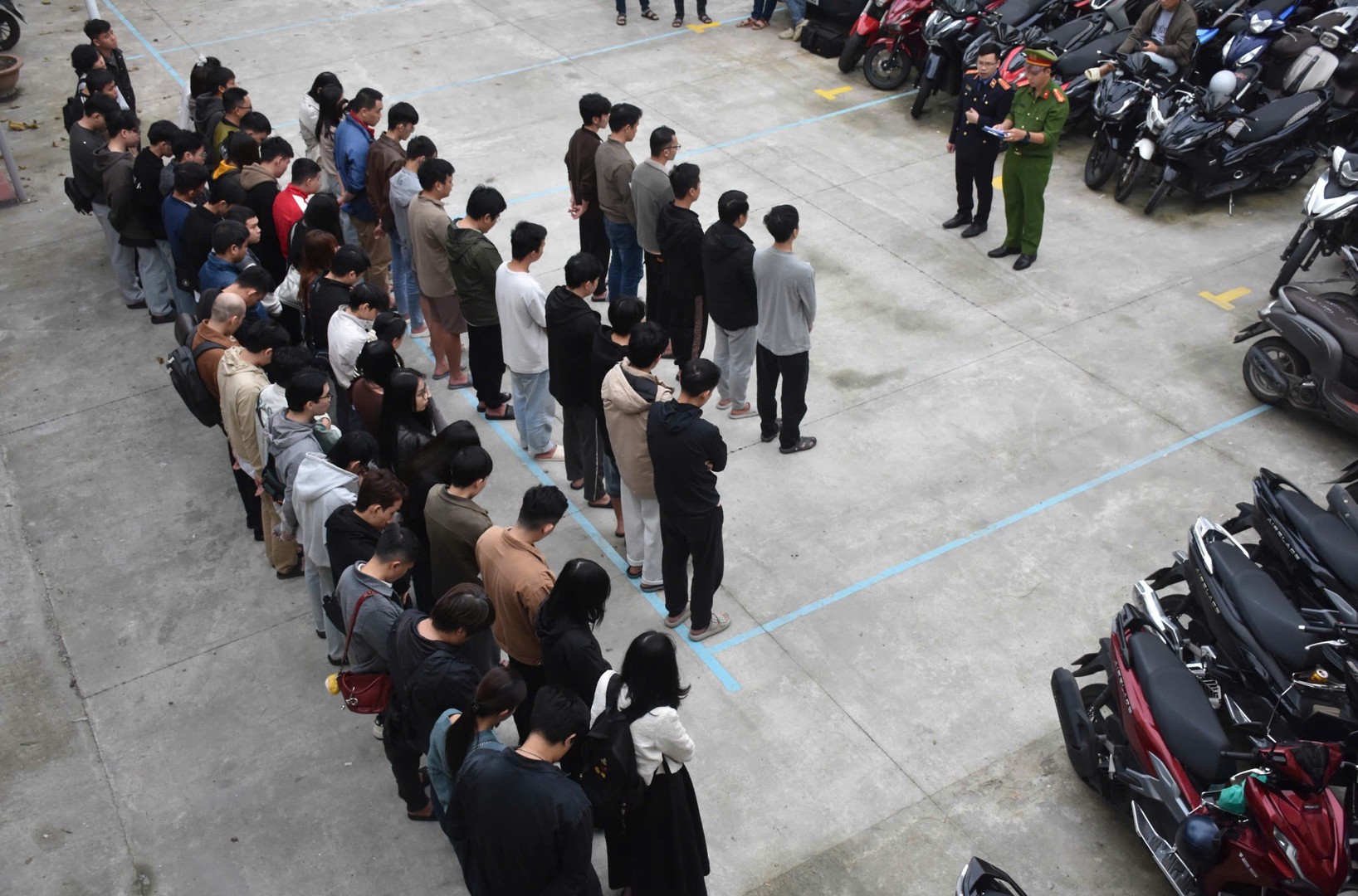 Đột kích công ty công nghệ ở Đà Nẵng: Công an phát hiện hàng chục kỹ sư Việt viết code cho loạt web cá cược, điều phối dòng tiền chảy về đối tác Campuchia - Ảnh 2.