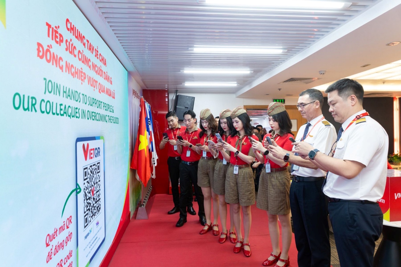 Những chuyến bay Vietjet chở đầy yêu thương - Ảnh 4. Những chuyến bay Vietjet chở đầy yêu thương - Ảnh 4.