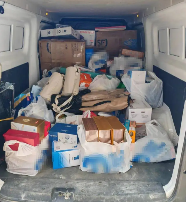 Đặt hơn 476 đơn hàng rồi đòi hoàn tiền nhưng không trả lại hàng, người phụ nữ bị cảnh sát gửi giấy triệu tập: Âm mưu "nuốt" hơn 931 triệu đồng bị vạch trần- Ảnh 1. Đặt hơn 476 đơn hàng rồi đòi hoàn tiền nhưng không trả lại hàng, người phụ nữ bị cảnh sát gửi giấy triệu tập: Âm mưu "nuốt" hơn 931 triệu đồng bị vạch trần- Ảnh 1.