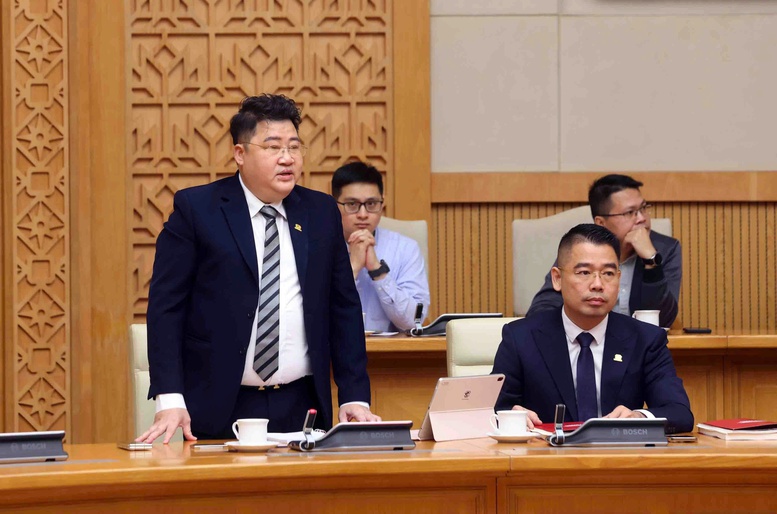 Nghịch lý đường sắt tốc độ cao: Doanh nghiệp 70 nhân sự xin làm dự án 67 tỷ USD, nhà đầu tư khác đăng ký rồi... mất tích.- Ảnh 2.