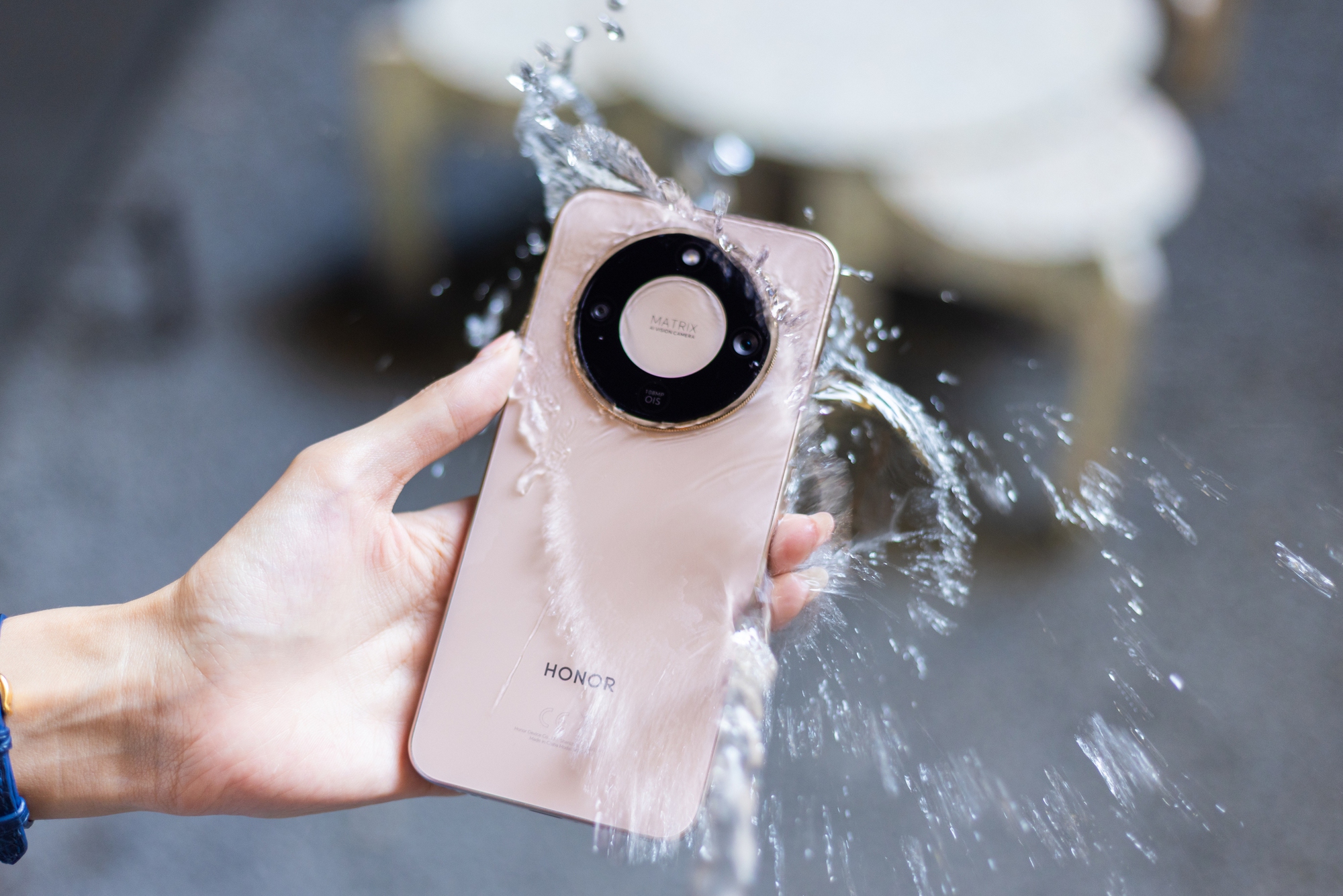 Thị trường Smartphone siêu bền bùng nổ trở lại, một tân binh sắp lộ diện được giới công nghệ ‘đặt ngôi sao hi vọng’ - Ảnh 1. Thị trường Smartphone siêu bền bùng nổ trở lại, một tân binh sắp lộ diện được giới công nghệ ‘đặt ngôi sao hi vọng’ - Ảnh 1.