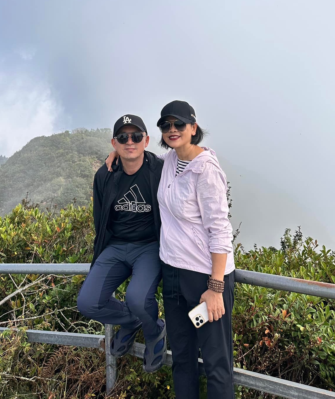 Thanh Lam - Quốc Trung sau chia tay: Người U60 sắp lấy chồng, người bên bạn gái 20 năm không cưới- Ảnh 8. Thanh Lam - Quốc Trung sau chia tay: Người U60 sắp lấy chồng, người bên bạn gái 20 năm không cưới- Ảnh 8.