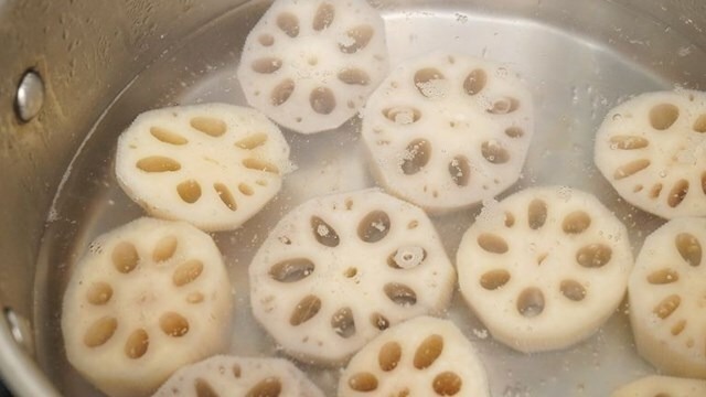 Đi chợ thấy 5 loại rau củ này thì quay lưng mà ᵭi, tuyệt ᵭṓi KHÔNG MUA- Ảnh 2. Đi chợ thấy 5 loại rau củ này thì quay lưng mà ᵭi, tuyệt ᵭṓi KHÔNG MUA- Ảnh 2.