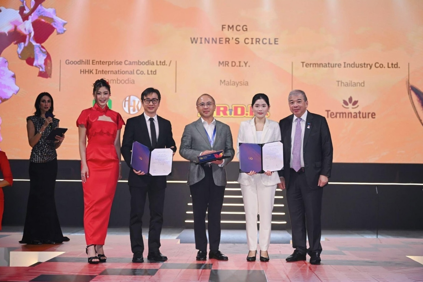 MR.DIY lập kỷ lục Việt Nam và chiến thắng giải FMCG tại ASEAN Business Awards 2025 - Ảnh 2. MR.DIY lập kỷ lục Việt Nam và chiến thắng giải FMCG tại ASEAN Business Awards 2025 - Ảnh 2.