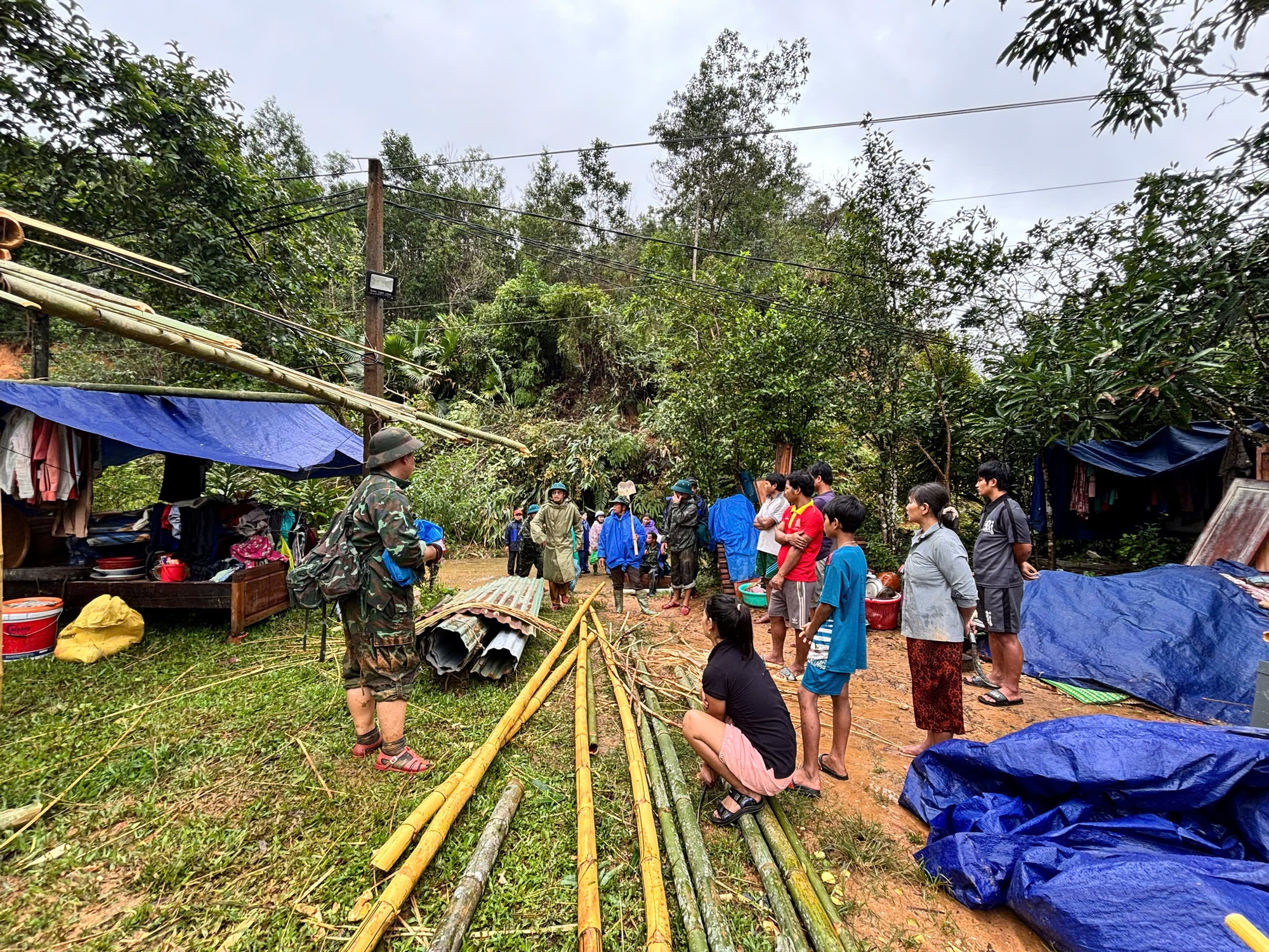 - Ảnh 18. - Ảnh 18.