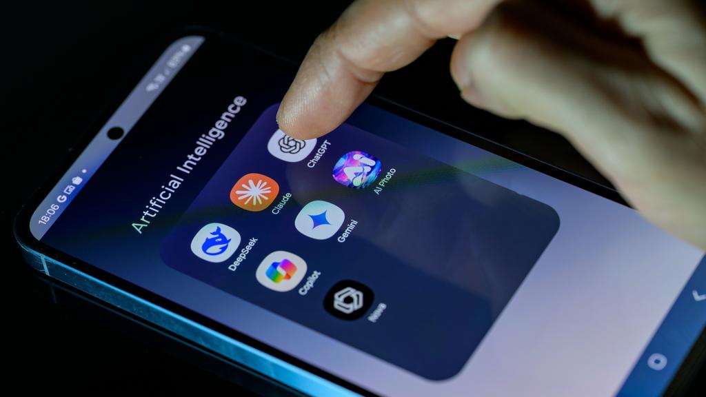 Cuộc chiến AI vs. bác sĩ ở Trung Quốc: Tại sao AI Trung Quốc có thể chẩn đoán bệnh trong 2 giây còn AI quốc tế lại thua thảm hại? - Ảnh 4.