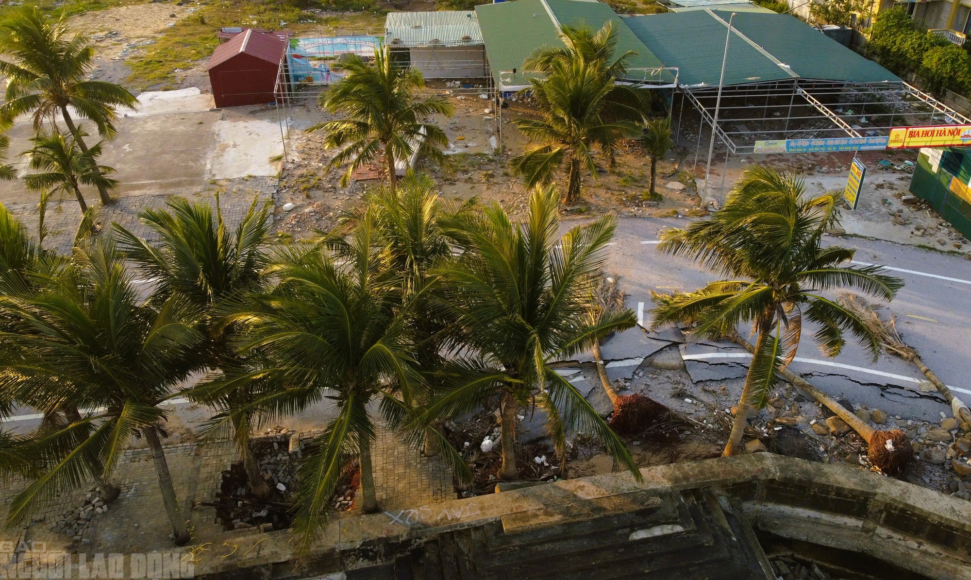 Cảnh tơi tả ở khu du lịch Hải Tiến thanh hóa cần 100 tỉ đồng tái thiết - Ảnh 12. Cảnh tơi tả ở khu du lịch Hải Tiến thanh hóa cần 100 tỉ đồng tái thiết - Ảnh 12.