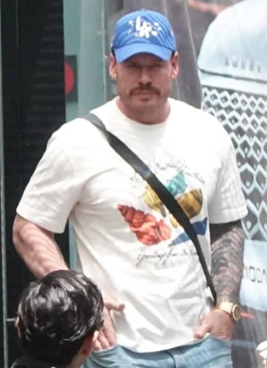 Cựu VĐV olympic ryan Wedding trở thành trùm ma túy khét tiếng trên toàn cầu - Ảnh 2. Cựu VĐV olympic ryan Wedding trở thành trùm ma túy khét tiếng trên toàn cầu - Ảnh 2.