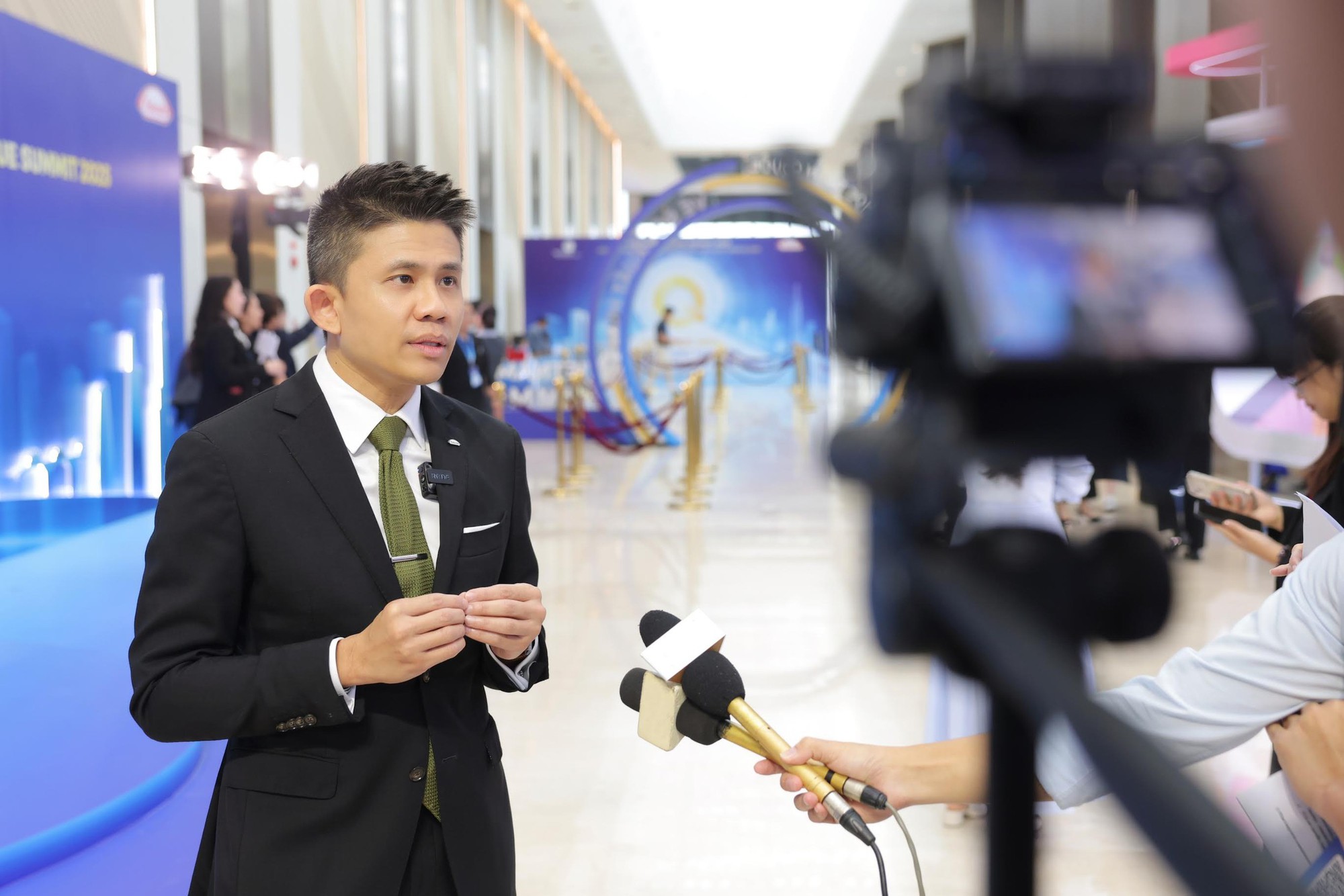 Dịch tăng 16,8%, sốt xuất huyết đe dọa mọi lứa tuổi, Việt Nam thành “điểm nóng”: Các chuyên gia cảnh báo dịch đã lưu hành quanh năm - Ảnh 3. Dịch tăng 16,8%, sốt xuất huyết đe dọa mọi lứa tuổi, Việt Nam thành “điểm nóng”: Các chuyên gia cảnh báo dịch đã lưu hành quanh năm - Ảnh 3.