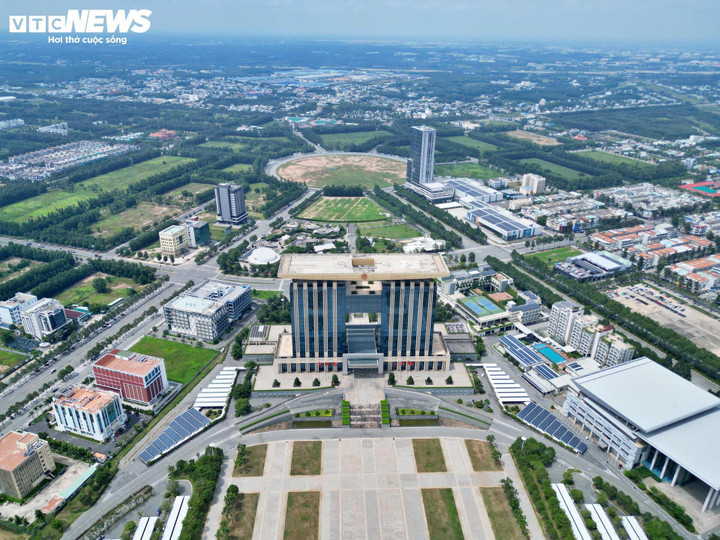 Bảng giá đất TP . HCM 2026: Tăng mạnh tại Bình Dương , cao nhất 687 triệu đồng / m² - Ảnh 3. Bảng giá đất TP . HCM 2026: Tăng mạnh tại Bình Dương , cao nhất 687 triệu đồng / m² - Ảnh 3.