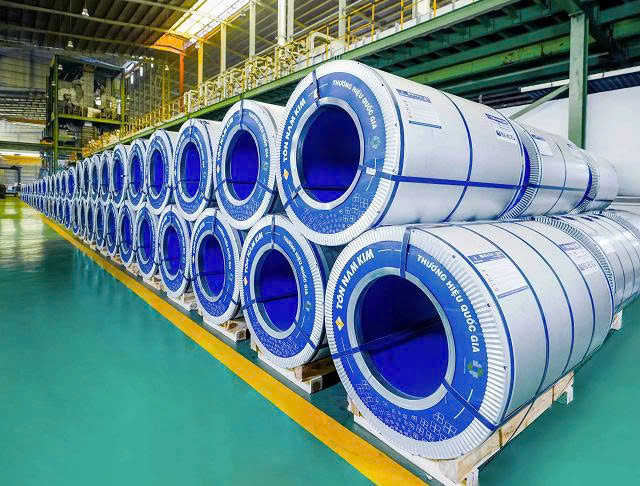Thép Nam Kim muốn sản xuất tôn mạ thiếc nickel cho vỏ pin xe điện - Ảnh 1.