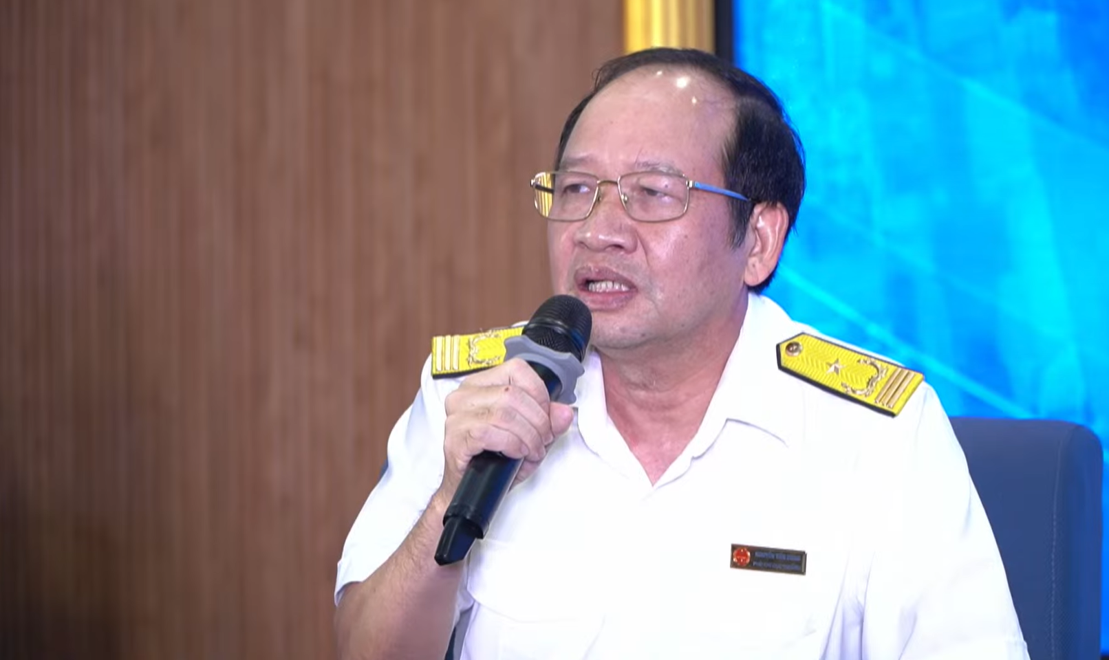 Hộ kinh doanh trên 10 lao động, doanh thu trên 3 tỷ đồng có lợi gì khi chuyển doanh nghiệp? – Phó Trưởng Thuế TP.HCM giải thích rõ- Ảnh 1. Hộ kinh doanh trên 10 lao động, doanh thu trên 3 tỷ đồng có lợi gì khi chuyển doanh nghiệp? – Phó Trưởng Thuế TP.HCM giải thích rõ- Ảnh 1.