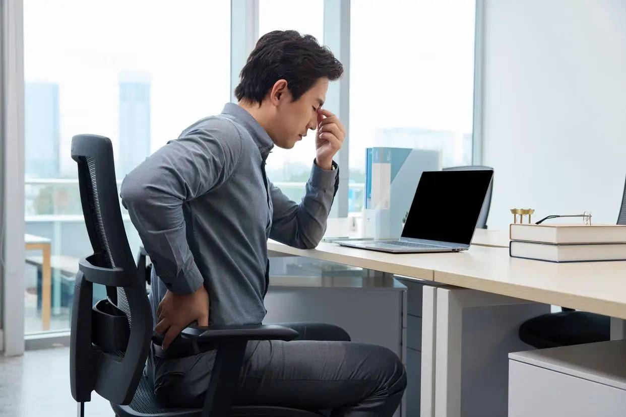 90% bệnh nhân đột quỵ đã liên tục thực hiện 3 điều nhỏ này trước khi bị đột quỵ, có thể bạn đang thực hiện điều thứ 2 ngay lúc này!- Ảnh 3.