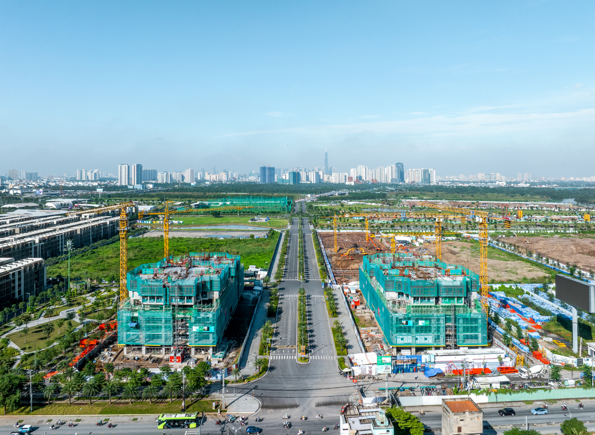 Vẽ lại bản đồ giao thông khu Đông: Tuyến đường dài 660m xuyên qua đô thị quốc tế “tỷ đô” chuẩn bị thông xe, giảm ùn tắc cho nút giao lớn nhất TP HCM - Ảnh 5. Vẽ lại bản đồ giao thông khu Đông: Tuyến đường dài 660m xuyên qua đô thị quốc tế “tỷ đô” chuẩn bị thông xe, giảm ùn tắc cho nút giao lớn nhất TP HCM - Ảnh 5.