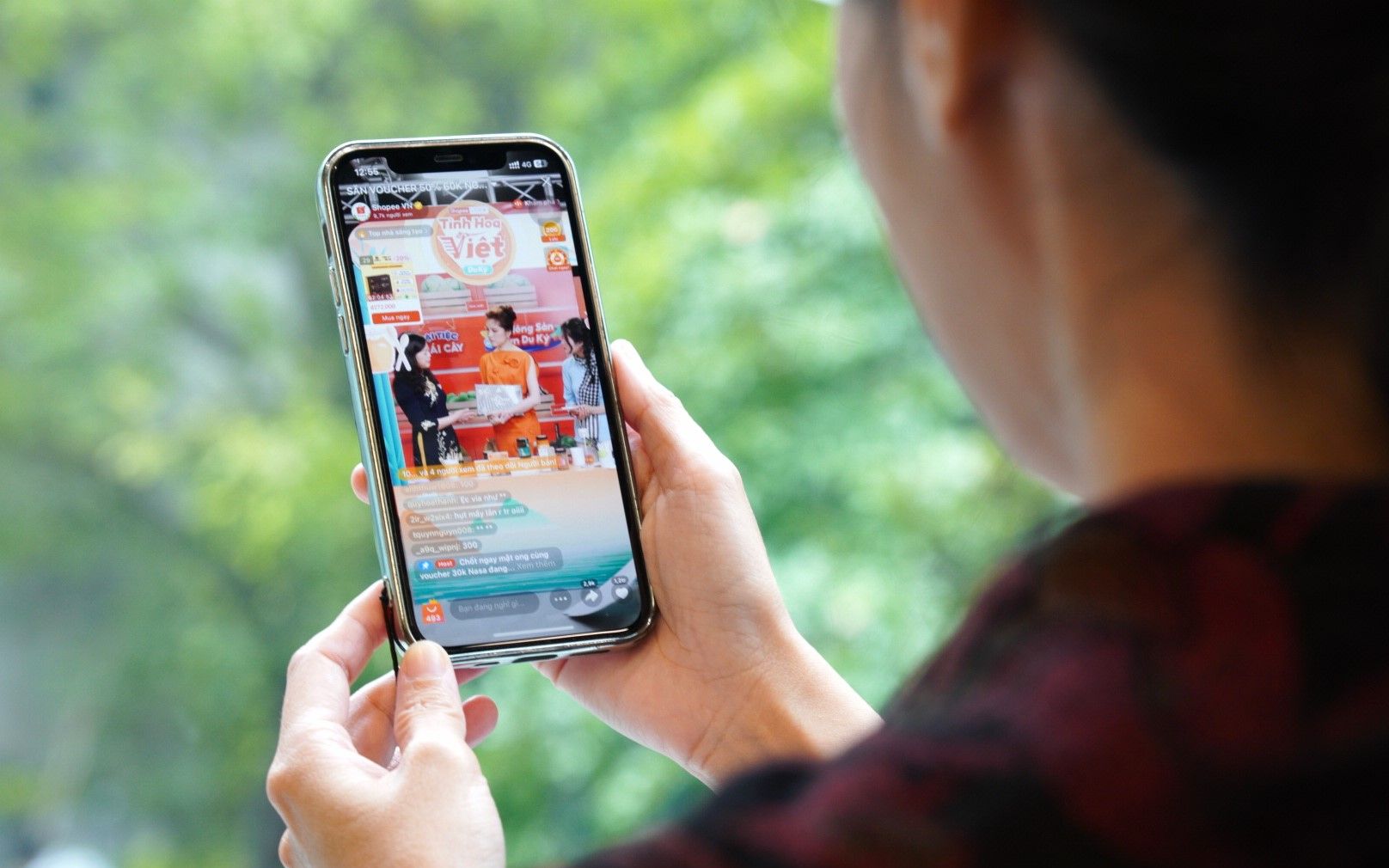 Dừng phát livestream bán hàng ngay khi có nội dung vi phạm: Liệu có khả thi? - Ảnh 1.