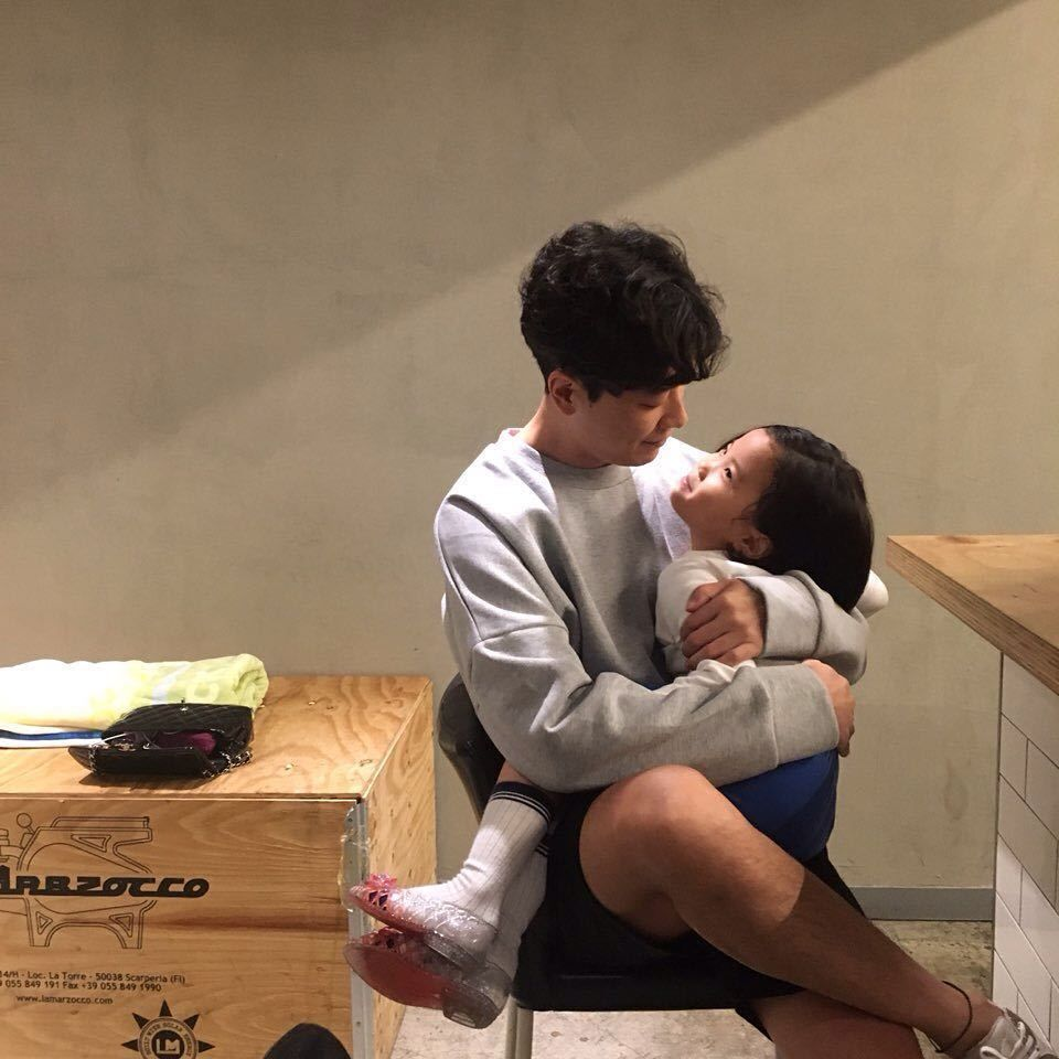 Khi con gây hại, điều con cần không phải là sự bao biện của cha mẹ!- Ảnh 2. Khi con gây hại, điều con cần không phải là sự bao biện của cha mẹ!- Ảnh 2.