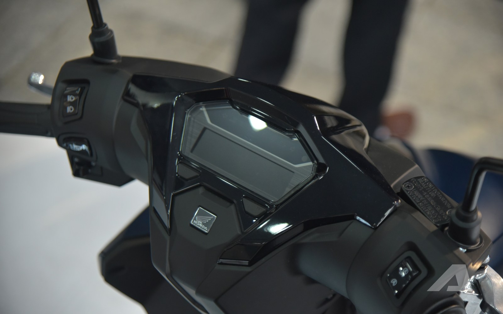 Honda Việt Nam đồng loạt ra 3 xe máy mới: Đều là xe tay ga, giá bán 40-104 triệu đồng, có mẫu cốp ‘siêu rộng’- Ảnh 5. Honda Việt Nam đồng loạt ra 3 xe máy mới: Đều là xe tay ga, giá bán 40-104 triệu đồng, có mẫu cốp ‘siêu rộng’- Ảnh 5.