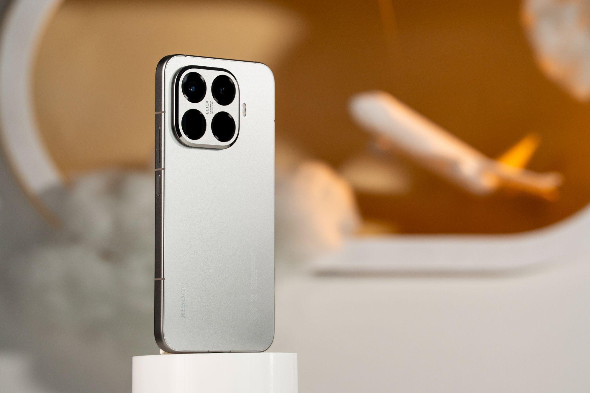 Bước chuyển mình chiến lược của Xiaomi: Từ “cấu hình cao - giá tốt” đến “trải nghiệm flagship cho số đông” - Ảnh 2. Bước chuyển mình chiến lược của Xiaomi: Từ “cấu hình cao - giá tốt” đến “trải nghiệm flagship cho số đông” - Ảnh 2.